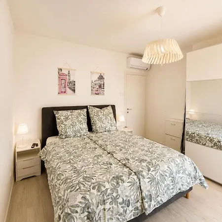 Apartamento Casa Schoeni - Exklusive Mit Poolblick In *
